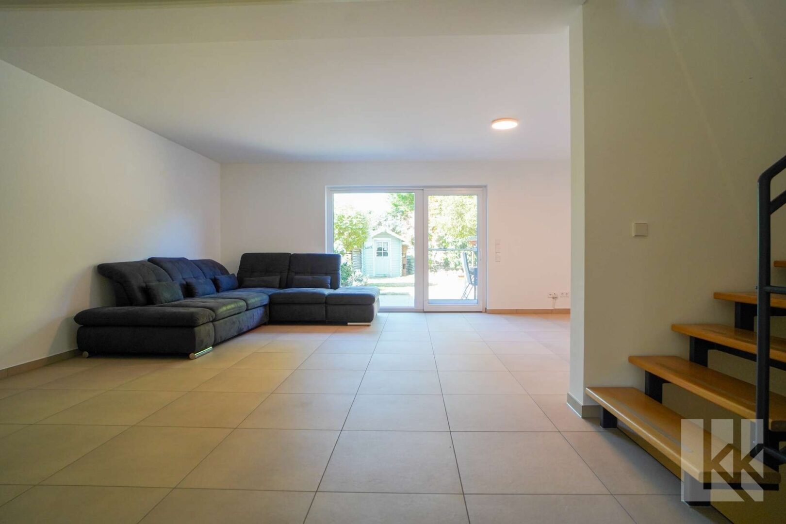 Die restliche Etage ist offen gestaltet als...