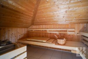 ...einer modernen Sauna