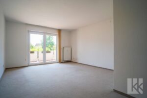 Das helle Wohn- und Esszimmer