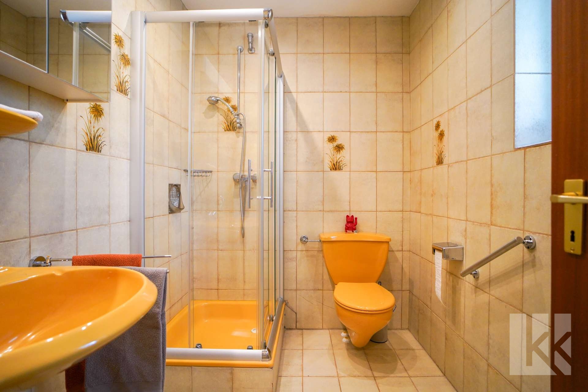 nebst Badezimmer 2.